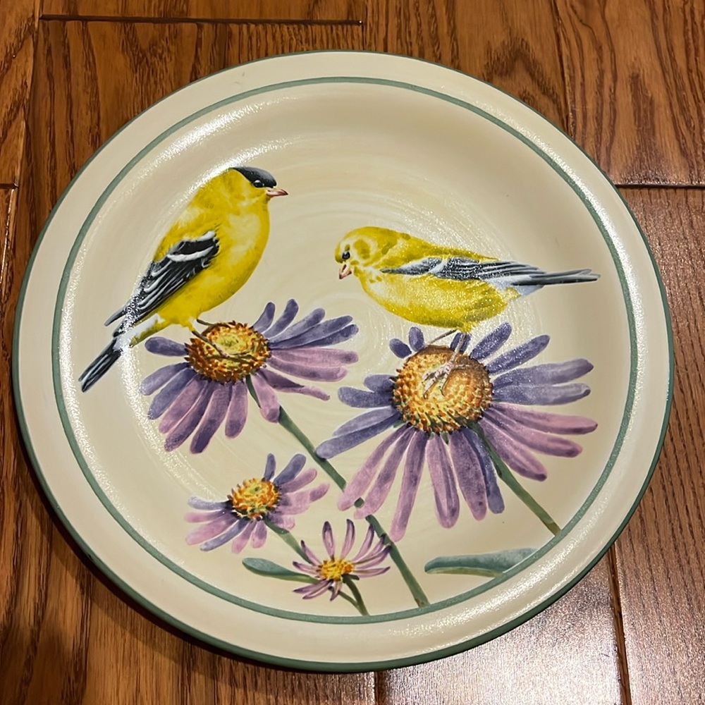 Lenox Summer Greetings Goldfinch by Catherine McClung  8 1/2” plate